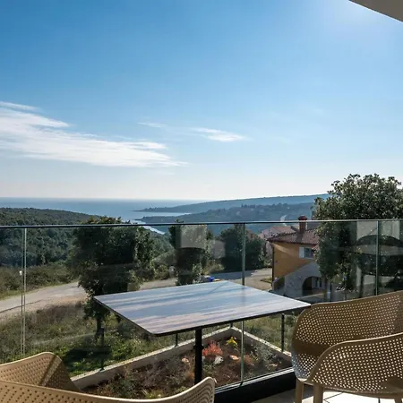 Artec Mit Meerblick By Interhome Casa de Férias Marčana