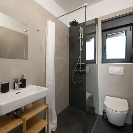 Artec Mit Meerblick By Interhome Marčana