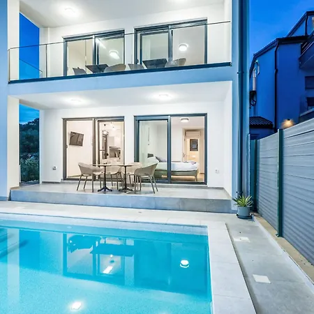 Artec Mit Meerblick By Interhome Casa de Férias Marčana