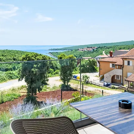 Artec Mit Meerblick By Interhome Marčana